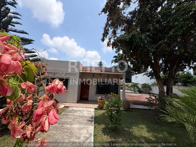 Casa Amueblada Renta 6 Rec en Enrique Rodr?guez Cano, Tuxpan, Ver