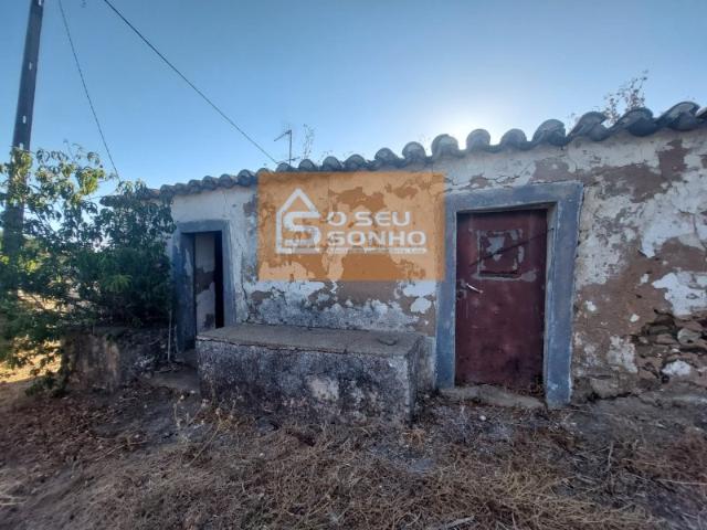 Casa Antiga T2 para recuperar