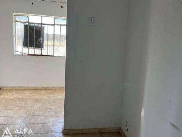 Casa Antiga à Venda no Bairro Grogotó — Excelente Localização para Reforma ou Investimento