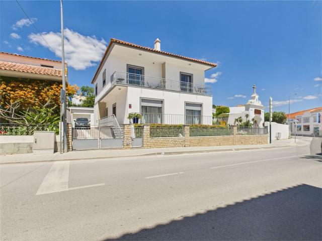 Casa antiga centro TaviraA uma curta distância de tudo, você. 181m² Tavira Santiago