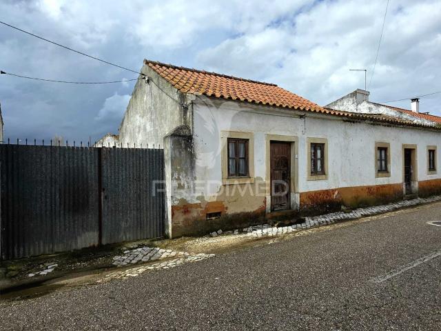 Casa Antiga em Anteporta, Rio Maior