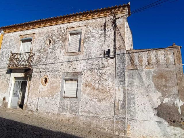 Casa antiga em Montalvão/ Nisa
