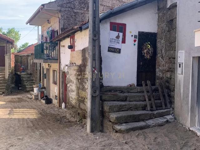 Casa antiga no Gerês, Pitões das Júnias