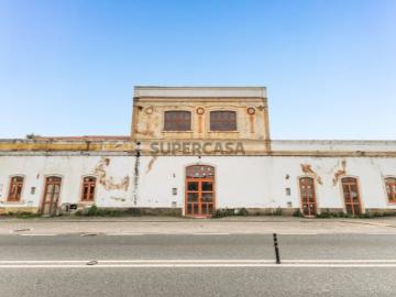 Casa antiga para recuperar