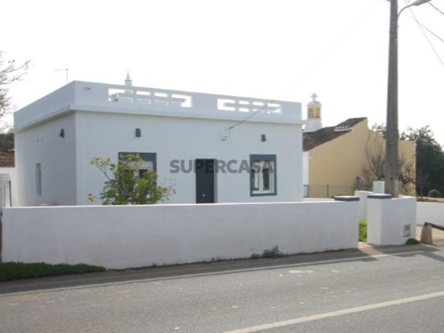 Moradia totalmente remodelada em Loulé, Algarve