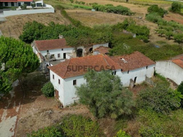Casa Antiga para Restauro, Salir de Matos