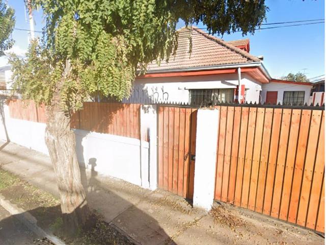 Vendo amplia casa en quillota, 5d, 2b, 2estac.oferte