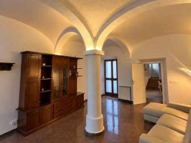 casa arredata Centro
