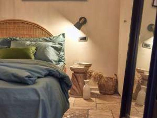 casa arredata con terrazzo Trani