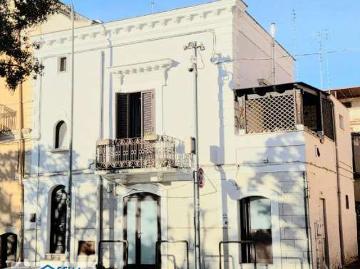 Bari, Bari Puglia, Puglia - Balcone, Riscaldamento