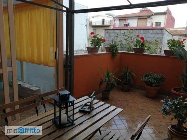 casa arredata con terrazzo Catania