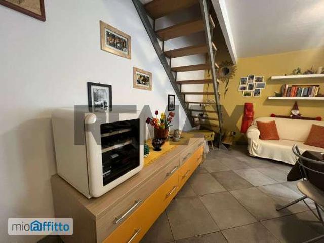 casa arredata con terrazzo Catania