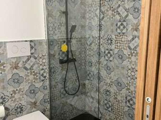 casa arredata con terrazzo Centro