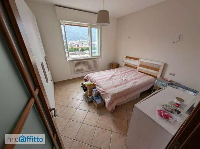 casa arredata con terrazzo Como