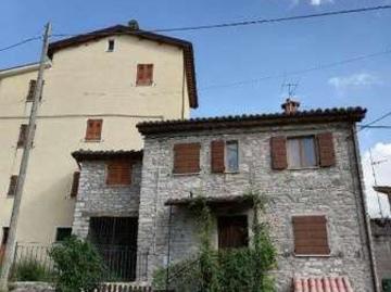 casa arredata con terrazzo Fiastra