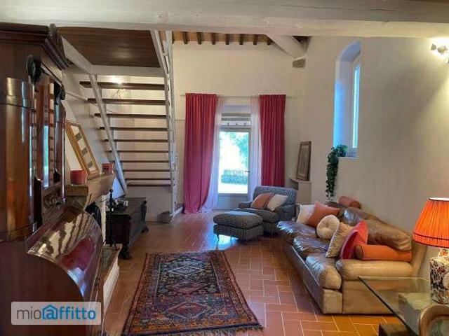 casa arredata con terrazzo Isolotto e legnaia
