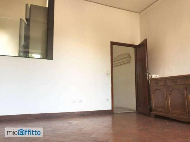 casa arredata con terrazzo Isolotto e legnaia