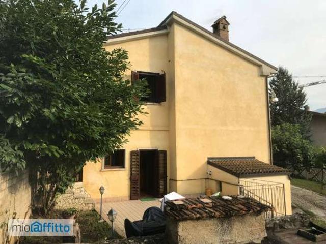 casa arredata con terrazzo L'Aquila