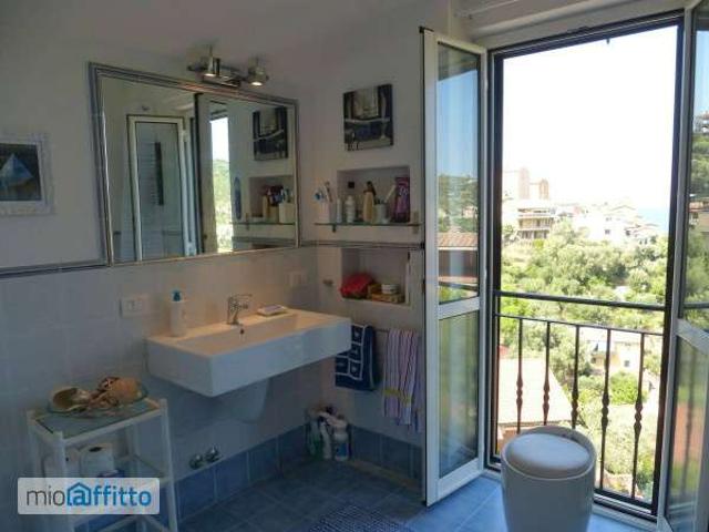 casa arredata con terrazzo Porto santo stefano