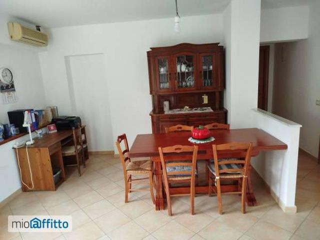 casa arredata con terrazzo Sinagra