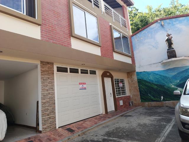 CASA ARRIENDO CALLE 28 # 5A 11 Barrio SIMON BOLIVAR
