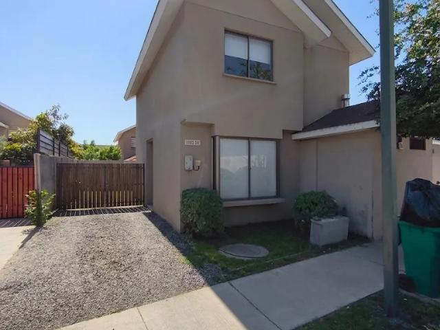 Casa Arriendo El Peumo/estancia Liray Colina/conectividad!