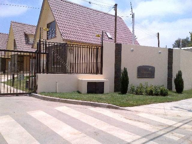 CASA ARRIENDO PEÑABLANCA 3D, 3B