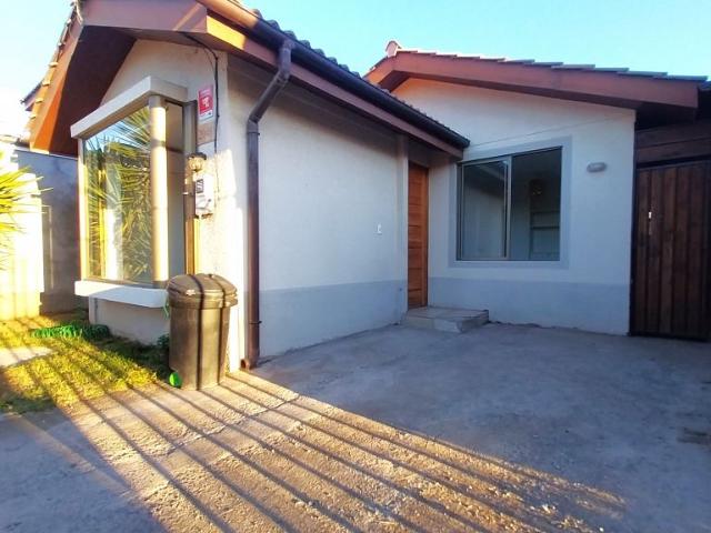 Casa Arriendo 3 dorm Antejardín Patio Estac Arriendo Buin