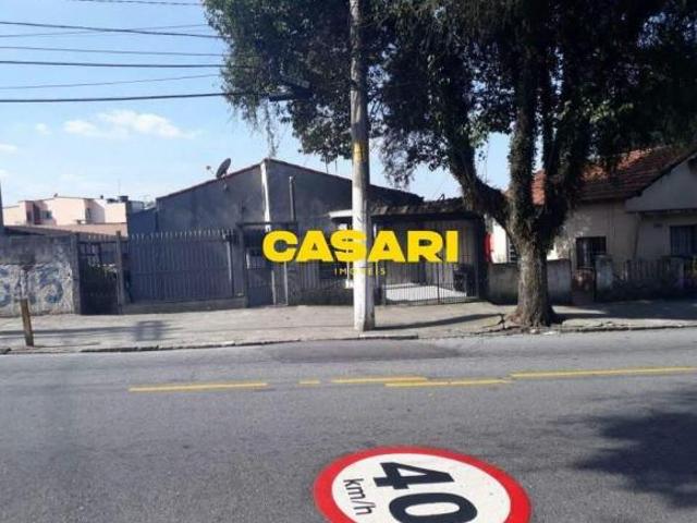 Casa Assobradada com 3 Dormitórios à Venda – 206 m² de Terreno – Baeta Neves – S