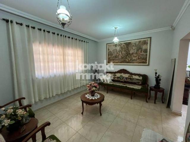 Casa Assobradada com 3 quartos à Venda, Jardim Faculdade Sorocaba