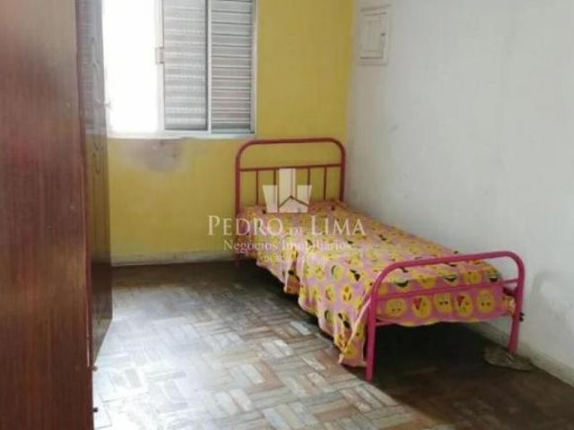 Casa Assobradada com corredor lateral e quintal no Ermelino Matarazzo