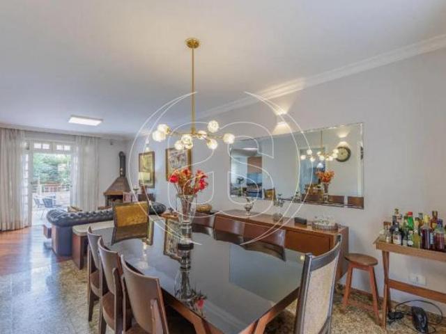 Casa Assobradada com Edícula e Espaço Gourmet | 3 Dormitórios + 1 Suíte na Edícula