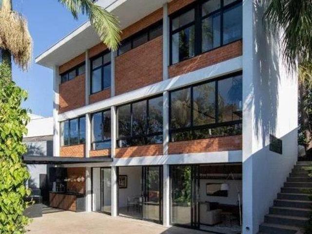 CASA ASSOBRADADA PERDIZES SP