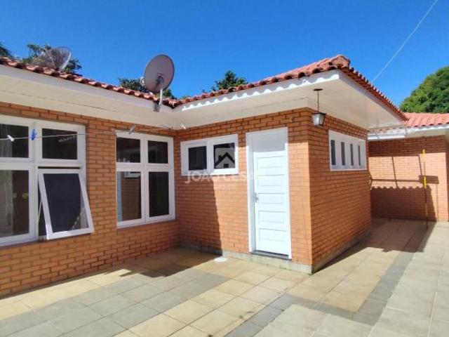CASA BAIRRO PEDREGAL