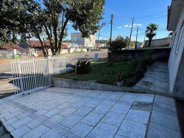 Casa baixa com 3 quartos á venda em Quatro Barras Menino Deus