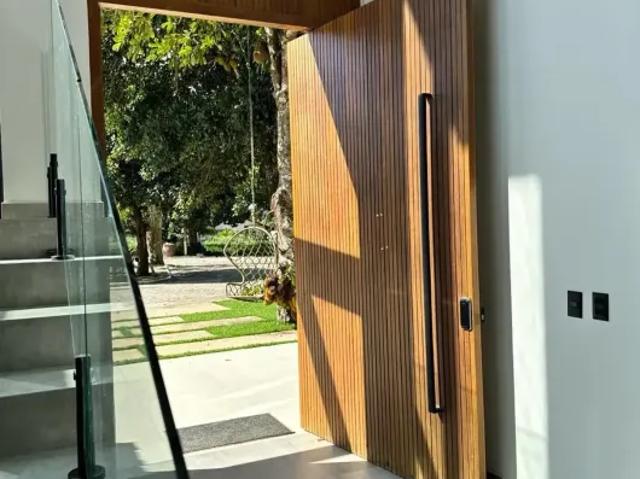 Casa Bananeiras Águas da Serra 400m2 05 suîtes Mobiliada