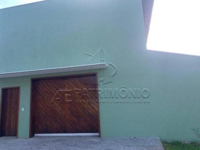 CASA BANDEIRANTES 3 QUARTOS SENDO 1 SUITE
