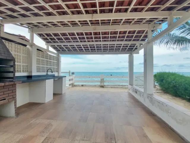 CASA BEIRA MAR 162 m², 3 quartos, 1 suíte, churrasqueira e piscina em Poço Cabedelo PB