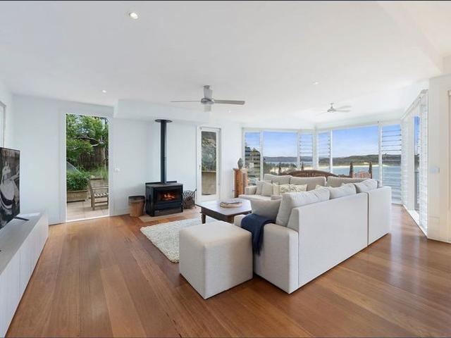 'Casa Bella' A Front Row Seat to the Ocean