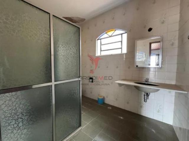 Casa bem localizada em São Lourenço/MG