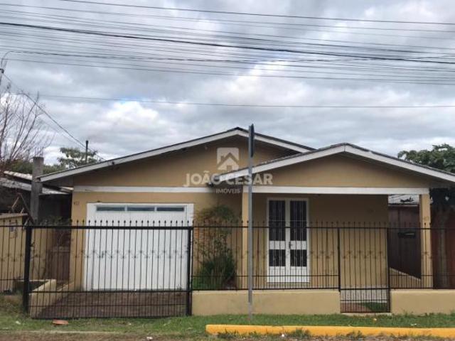 CASA BOA COM TERRENO GRANDE