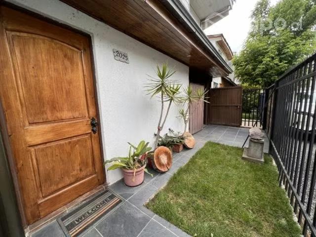 Casa bombero garrido | 3 dormitorios por 78000. 00 en Curicó