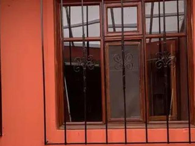 Casa Bonita En Lugar Tranquilo, Seguro Y Céntrico