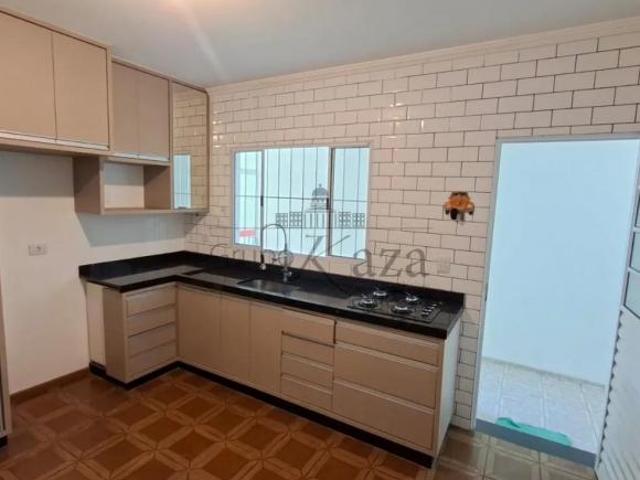 Casa Bosque dos Eucaliptos 3 Dormitórios 120m²