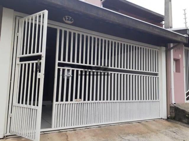 Casa Bosque dos Ypês com 3 Quartos e 2 banheiros