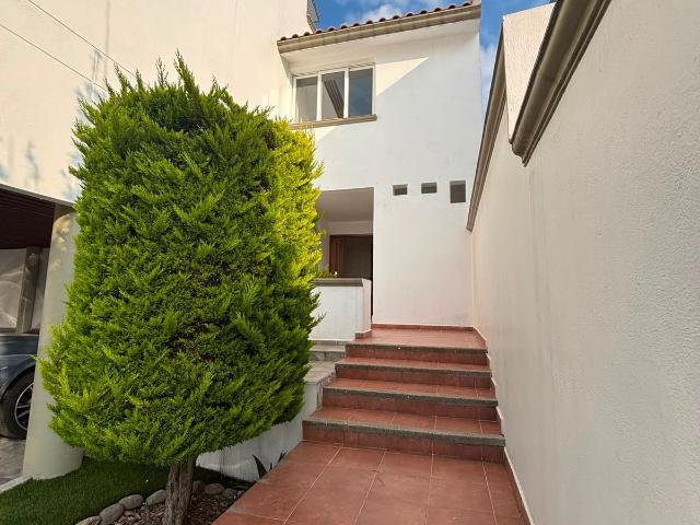 Casa Bosque Esmeralda