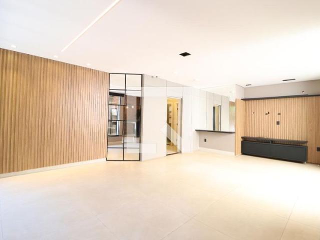Casa, Brasil, 3 Quartos, 200 m2 Uberlândia
