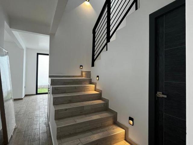 CASA C8 BOSQUES DEL LAGO 4