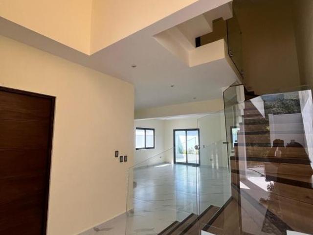 Casa Cumbres Elite Premier