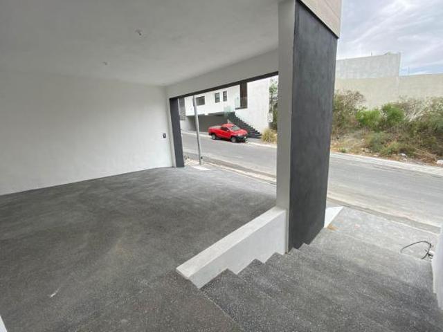 CASA CUMBRES ELITE PREMIER GARCIA VENTA